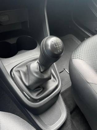 VOLKSWAGEN VOYAGE 1.6 MSI TOTALFLEX 4P MANUAL VOLKSWAGEN VOYAGE 1.6 MSI TOTALFLEX 4P MANUAL